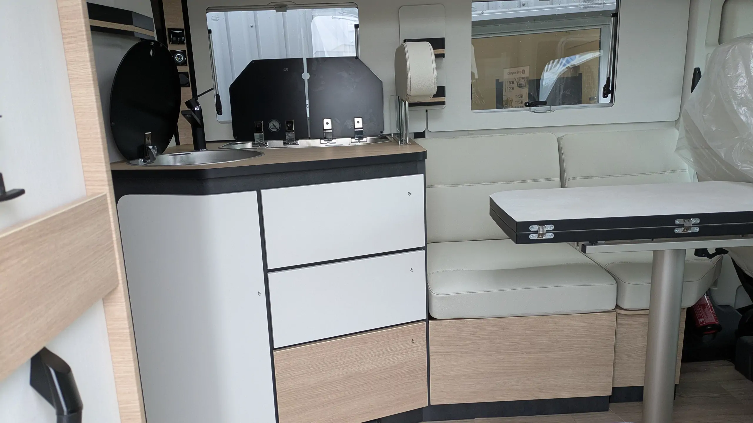 Image RAPIDO 896F integral