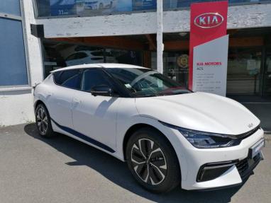 Voir le détail de l'offre de cette KIA EV6 229ch GT-Line 2WD de 2023 en vente à partir de 515.41 €  / mois