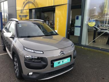 Voir le détail de l'offre de cette CITROEN C4 Cactus PureTech 110 Rip Curl S&S de 2017 en vente à partir de 162.6 €  / mois