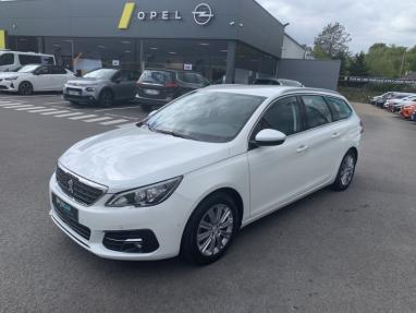 Voir le détail de l'offre de cette PEUGEOT 308 SW 1.2 PureTech 130ch Allure S&S de 2019 en vente à partir de 189.28 €  / mois