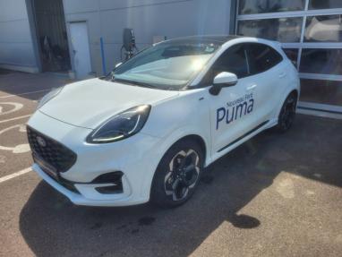 Voir le détail de l'offre de cette FORD Puma 1.0 EcoBoost Hybrid 125ch ST Line X S&S (mHEV) de 2024 en vente à partir de 30 150 € 