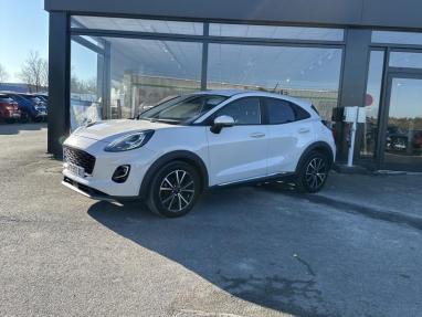 Voir le détail de l'offre de cette FORD Puma 1.0 EcoBoost 125ch mHEV Titanium 6cv de 2021 en vente à partir de 16 399 € 