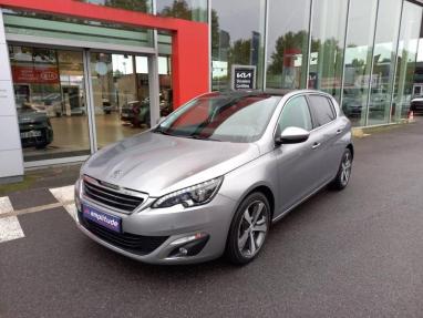 Voir le détail de l'offre de cette PEUGEOT 308 1.2 Puretech 130ch Féline S&S EAT6 5p de 2016 en vente à partir de 154.77 €  / mois