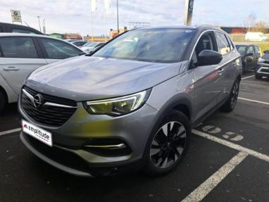 Voir le détail de l'offre de cette OPEL Grandland X 1.2 Turbo 130ch Design Line BVA 109g de 2019 en vente à partir de 15 989 € 