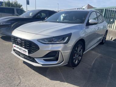 Voir le détail de l'offre de cette FORD Focus 1.0 Flexifuel mHEV 125 ch ST-Line Design de 2022 en vente à partir de 213.11 € / mois