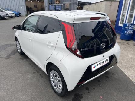 TOYOTA Aygo 1.0 VVT-i 72ch x-play 5p MY20 à vendre à Orléans - Image n°7