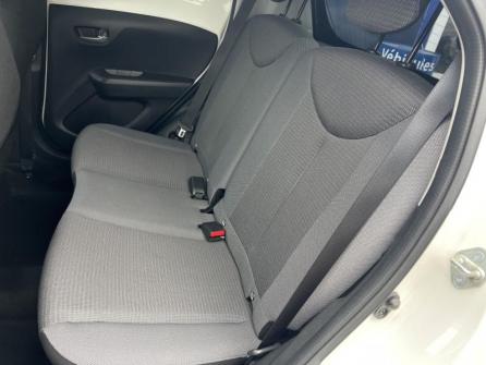 TOYOTA Aygo 1.0 VVT-i 72ch x-play 5p MY20 à vendre à Orléans - Image n°11