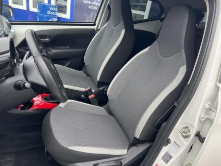 TOYOTA Aygo 1.0 VVT-i 72ch x-play 5p MY20 à vendre à Orléans - Image n°12
