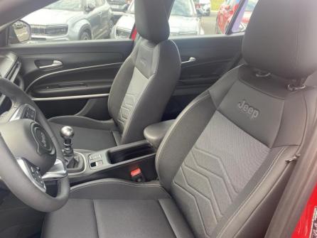 JEEP Avenger 1.2 Turbo T3 100ch Altitude à vendre à Châteauroux - Image n°10