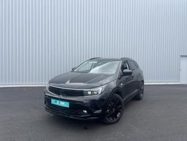 Voir le détail de l'offre de cette OPEL Grandland X 1.2 Turbo Hybrid 136ch GS Light e-DCT6 de 2024 en vente à partir de 283.49 €  / mois