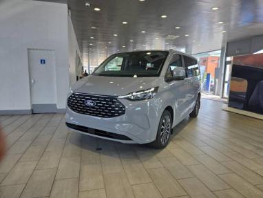 Voir le détail de l'offre de cette FORD Tourneo Custom 340 L1H1 2.5 Duratec 232ch Hybride rechargeable Titanium X CVT de 2025 en vente à partir de 69 990 € 