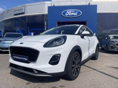 Voir le détail de l'offre de cette FORD Puma 1.0 EcoBoost 125ch mHEV Titanium 6cv de 2021 en vente à partir de 204.4 €  / mois