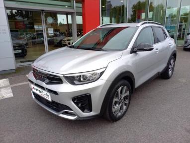 Voir le détail de l'offre de cette KIA Stonic 1.0 T-GDi 120ch MHEV GT Line iBVM6 de 2022 en vente à partir de 174.48 €  / mois