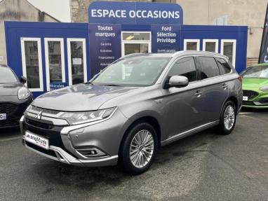 Voir le détail de l'offre de cette MITSUBISHI Outlander PHEV Twin Motor Instyle 4WD de 2019 en vente à partir de 268.05 €  / mois