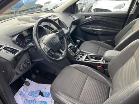 FORD Kuga 1.5 TDCi 120ch Stop&Start Titanium 4x2 Euro6.2 à vendre à Auxerre - Image n°10