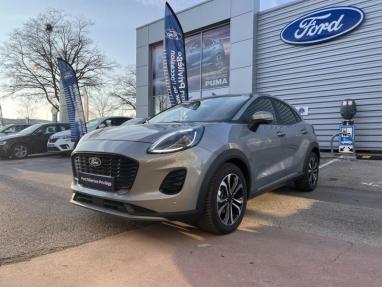 Voir le détail de l'offre de cette FORD Puma 1.0 Flexifuel 125ch S&S mHEV Titanium de 2025 en vente à partir de 239.32 €  / mois